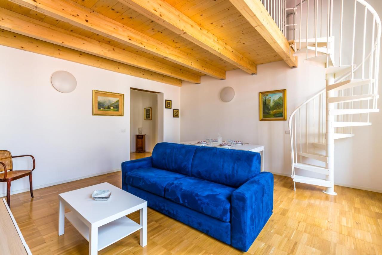 Nova Stylish House In Center By Napoliapartments Buitenkant foto