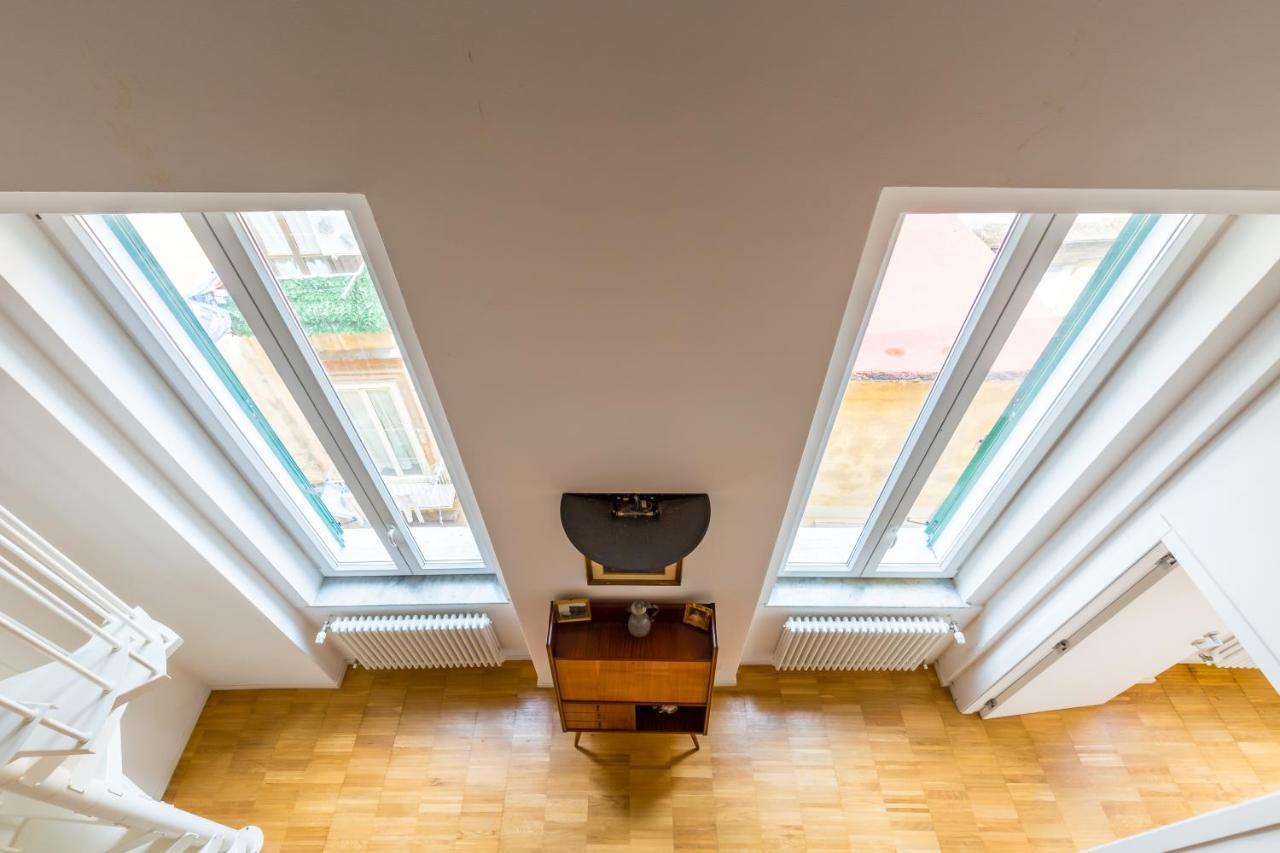 Nova Stylish House In Center By Napoliapartments Buitenkant foto